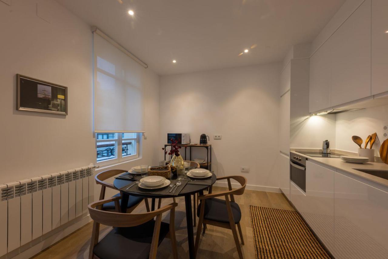 Corunaflat Apartamentos Con Encanto En El Centro De ア・コルーニャ エクステリア 写真