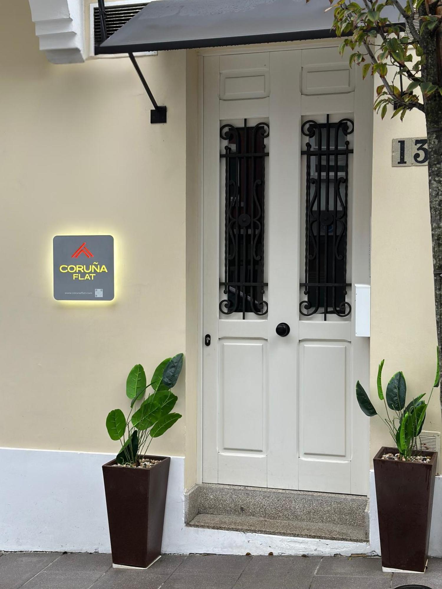 Corunaflat Apartamentos Con Encanto En El Centro De ア・コルーニャ エクステリア 写真